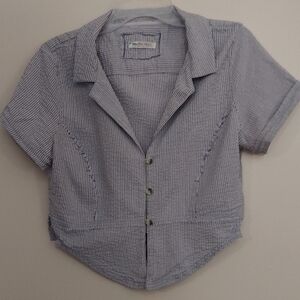 We The Free Blue Striped Seersucker Crop Button Raw Edges Ribbed Cotton Top Sz M